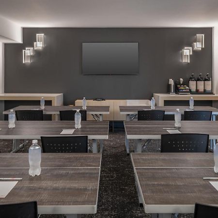 Towneplace Suites By Marriott Tampa Clearwater Exteriör bild